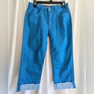 Santana Blue Cropped Jeans Embroidered Pockets Cuffs Sz 8 Casual Comfortable
